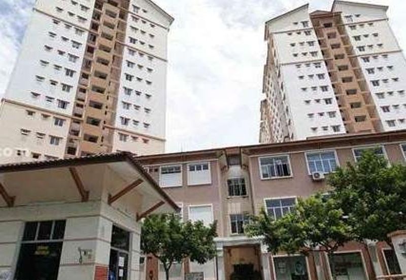 Bayu Puteri Apartment