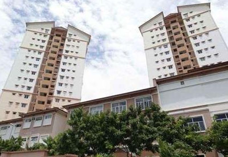 Bayu Puteri Apartment