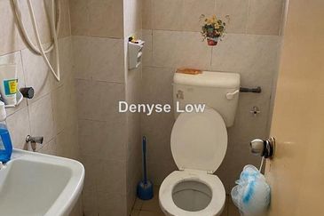 Flora Damansara Flat