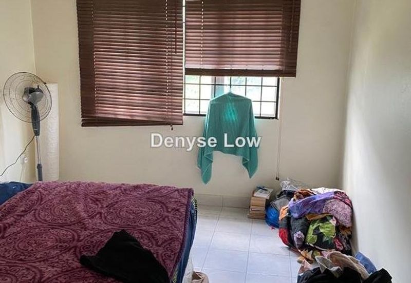 Flora Damansara Flat