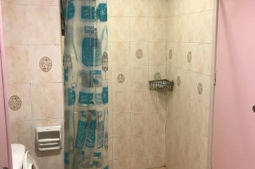 Mutiara Oriental Condominium