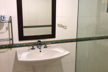 Mutiara Oriental Condominium