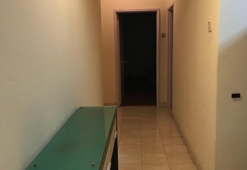 Mutiara Oriental Condominium