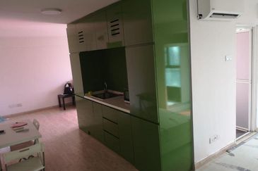 Halo Sunday @ Empire City