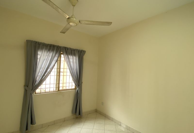 Bayu Puteri Apartment