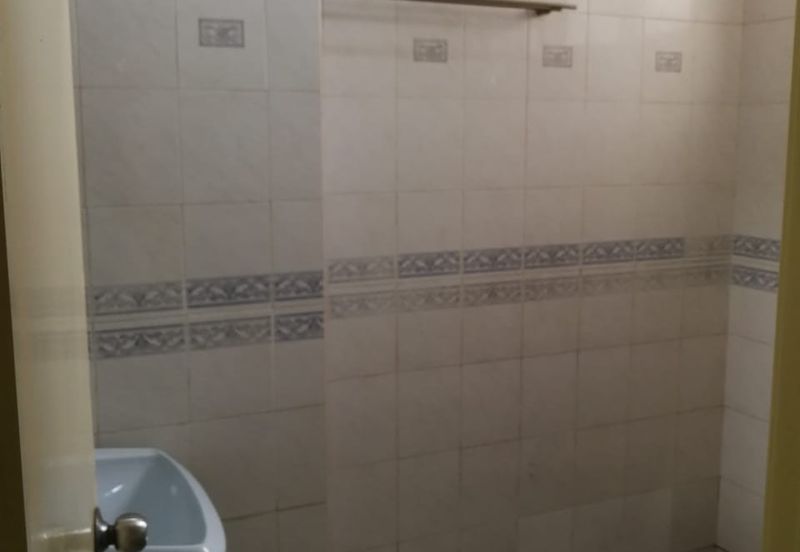 Mutiara Oriental Condominium