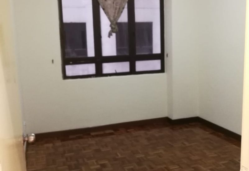 Mutiara Oriental Condominium