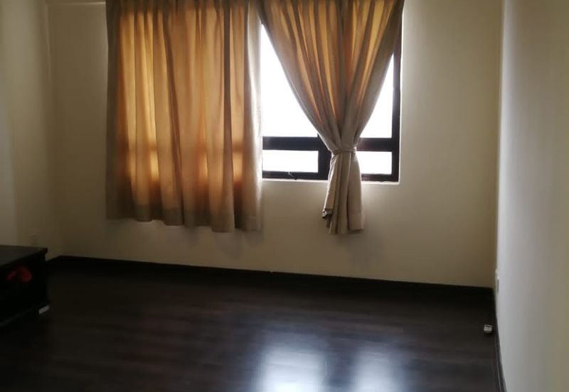 Mutiara Oriental Condominium