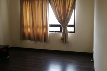 Mutiara Oriental Condominium