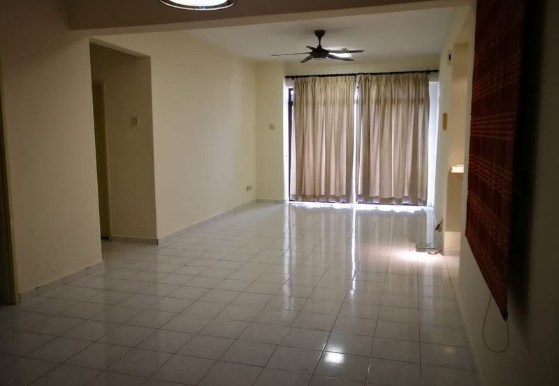 Mutiara Oriental Condominium