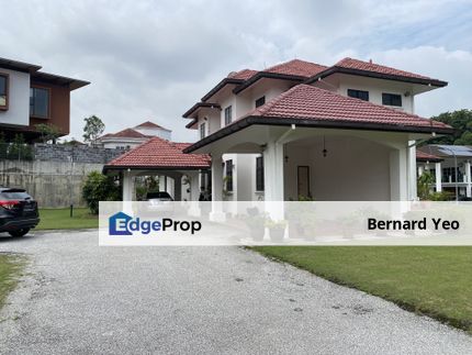 Bungalow on the golf course, Selangor, Shah Alam