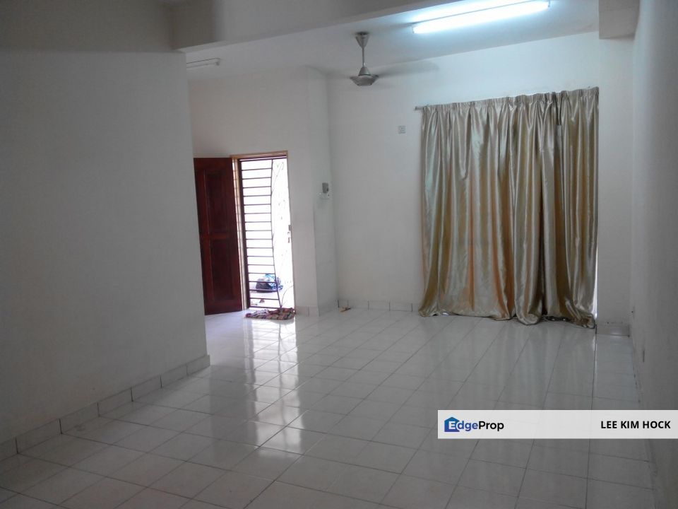 2 Storey House In Bandar Bukit Raja, Klang, Selangor, Klang
