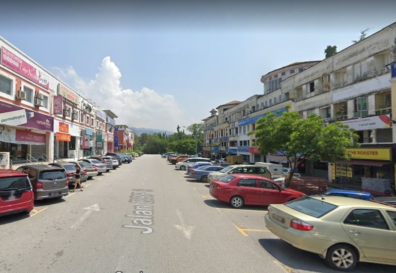 2 Storey End Lot Shop With Big Layout In Bukit Rahman Putra, Sungai Buloh