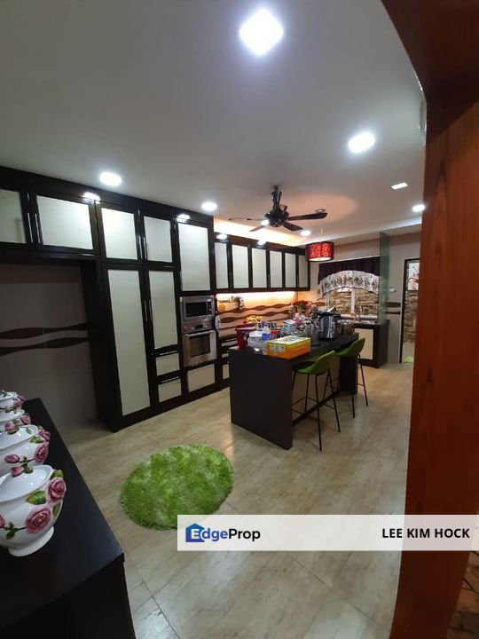 Luxury Bungalow House In Taman Bukit Serdang, Seri Kembangan, Well Renovated, Price Dropped !!, Selangor, Seri Kembangan