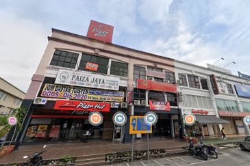 3 Storey Shop Office In Bandar Baru Nilai Putra Point, Nilai,  Selling Cheap