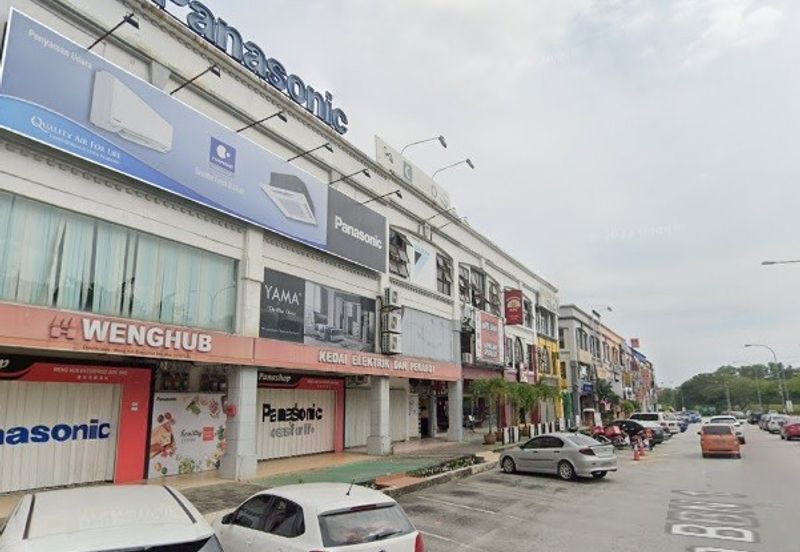 3 Storey Shop Office In Bandar Baru Nilai Putra Point, Nilai,  Selling Cheap