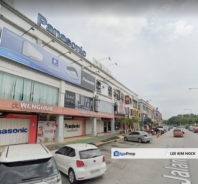 3 Storey Shop Office In Bandar Baru Nilai Putra Point, Nilai,  Selling Cheap, Negeri Sembilan, Nilai