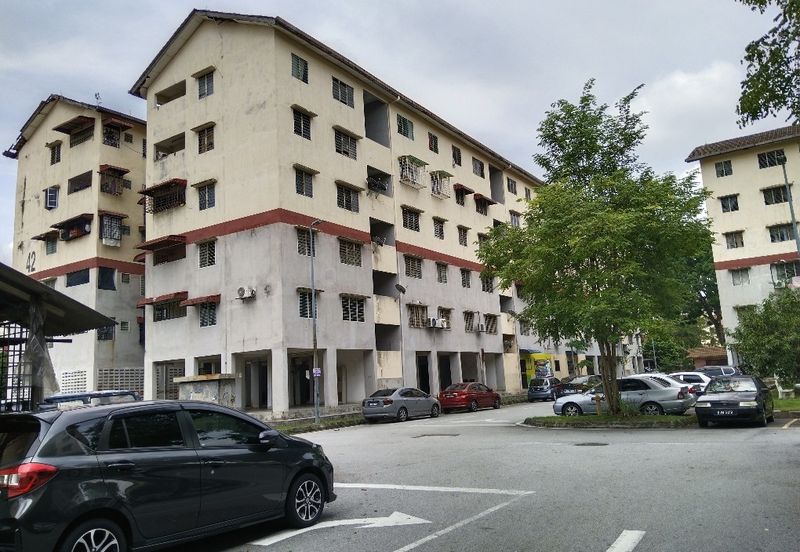 Flat PKNS, Seksyen 7