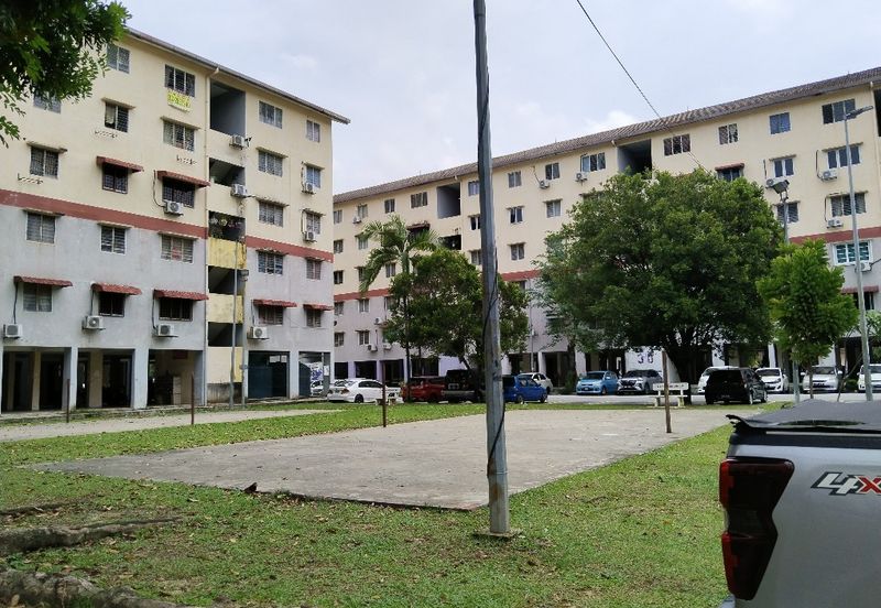 Flat PKNS, Seksyen 7