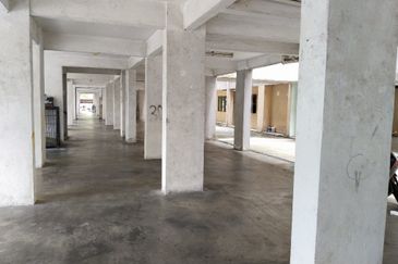 Flat PKNS, Seksyen 7