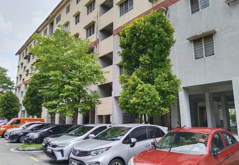 Flat PKNS, Seksyen 7