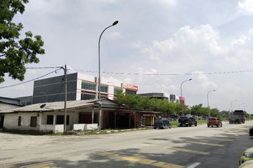 9.41 acres Freehold Agriculture Land Zone Industrial