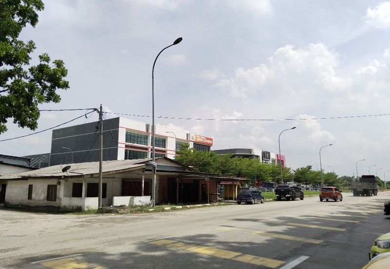 9.41 acres Freehold Agriculture Land Zone Industrial