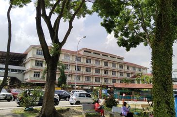 9.41 acres Freehold Agriculture Land Zone Industrial