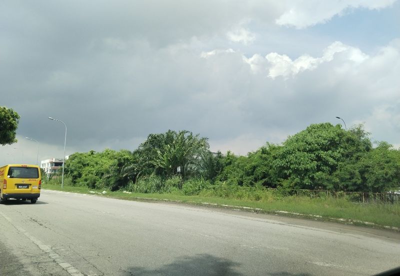 9.41 acres Freehold Agriculture Land Zone Industrial