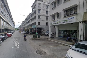 Dataran Otomobil, Seksyen 15