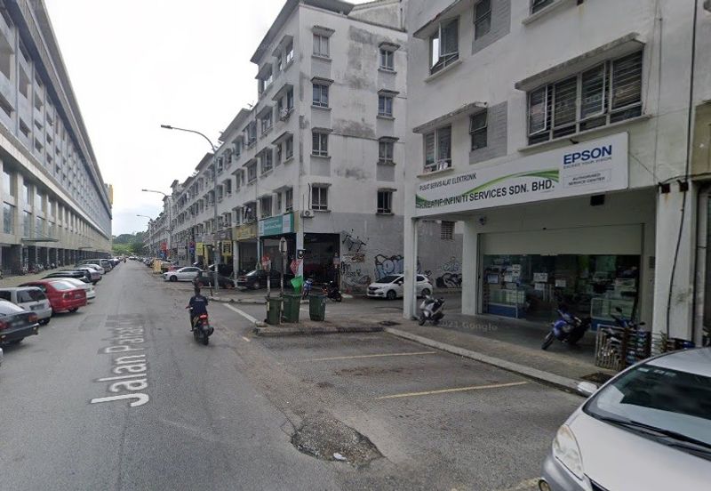 Dataran Otomobil, Seksyen 15