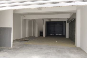 Dataran Otomobil, Seksyen 15