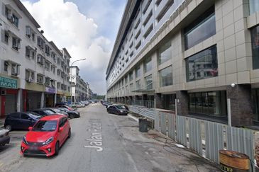 Dataran Otomobil, Seksyen 15