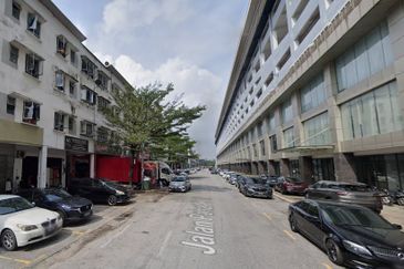 Dataran Otomobil, Seksyen 15