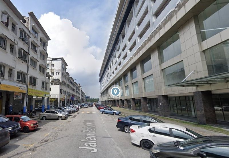 Dataran Otomobil, Seksyen 15