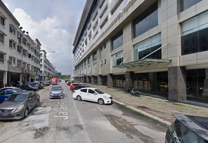 Dataran Otomobil, Seksyen 15