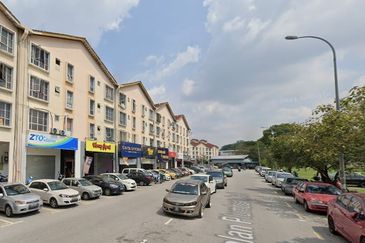 Pusat Komersial Seksyen 7