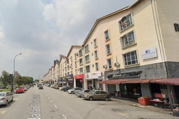 Pusat Komersial Seksyen 7