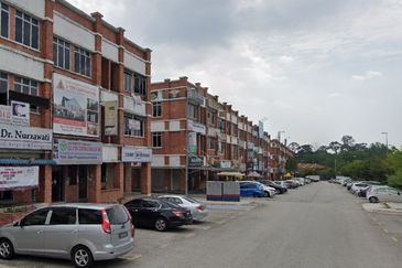 Jalan Pulau Lumut P U10/P @ Alam Budiman