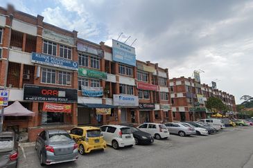 Jalan Pulau Lumut P U10/P @ Alam Budiman