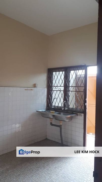 2 Storey Spacious House In Batu Belah, Klang For Sale, Selangor, Klang