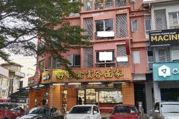 Corner Lot Office In Setia Prima, Setia Alam For Rent, Big Size