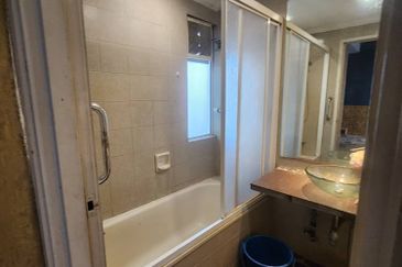 Villa Putra Condominium