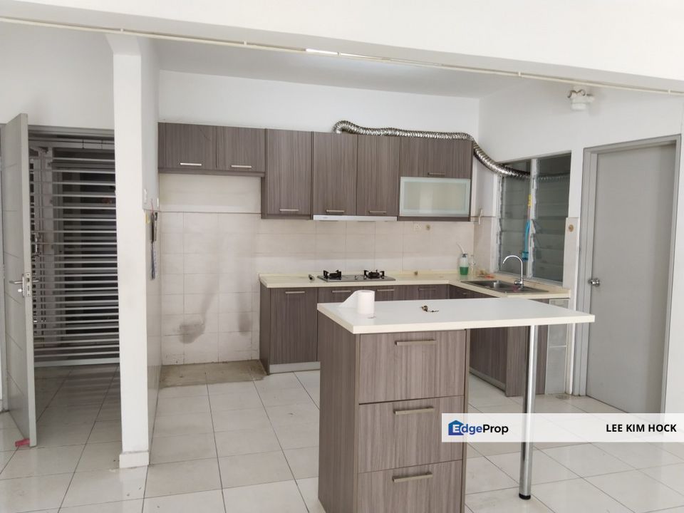 Pelangi Heights 2 In Klang For Sale At Cheap Price, Low Floor, Selangor, Klang