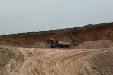 JALAN BUKIT CHERAKAH