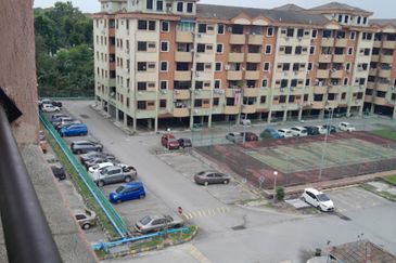 Pangsapuri Sri Pelangi