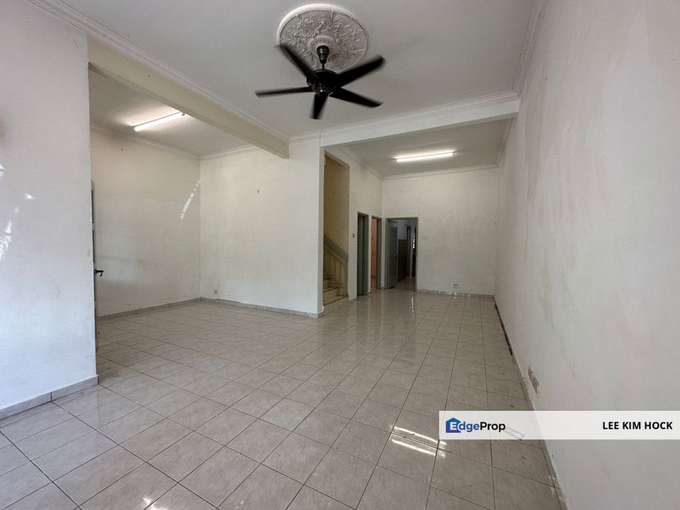 2 Storey END Lot House In Bandar Puteri Klang, Klang For Sale, Backyard Extended, Selangor, Klang