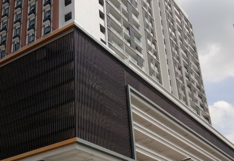 The Glenz @ Glenmarie