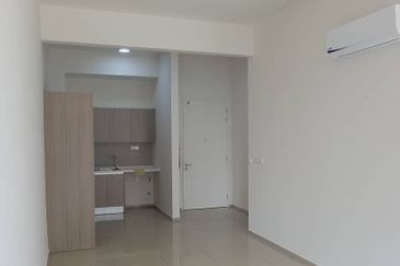 Gravit8 @ Klang South