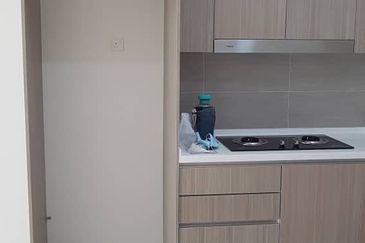 Gravit8 @ Klang South